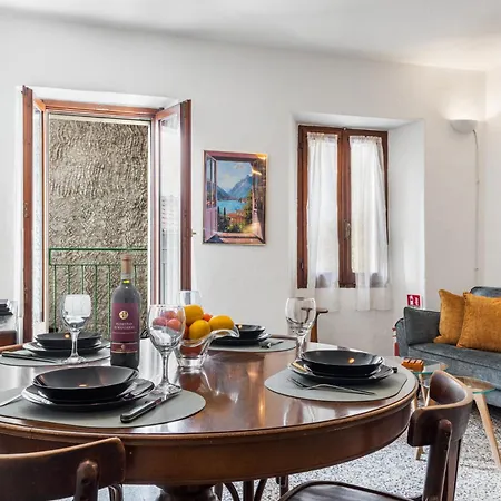 Casa Piazzetta - Wifi & A-c Daire