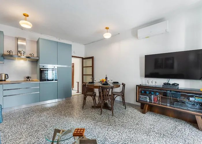 Casa Piazzetta - Wifi & A-c Apartment