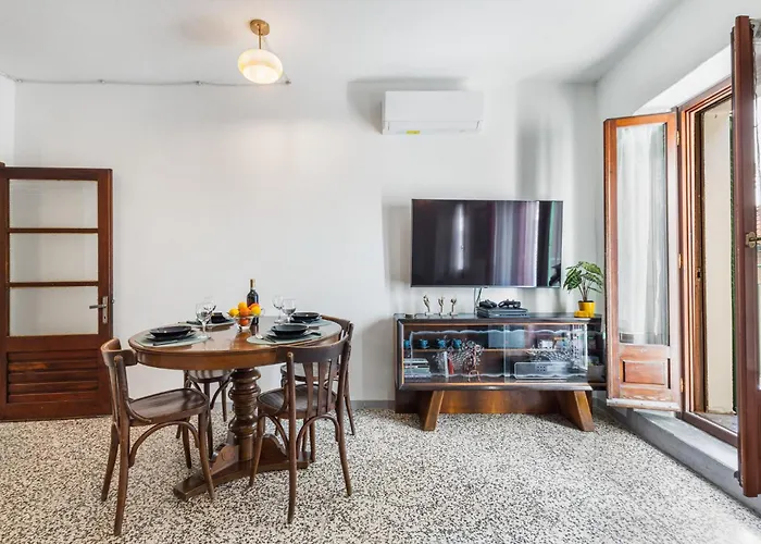 Casa Piazzetta - Wifi & A-c * Dorio